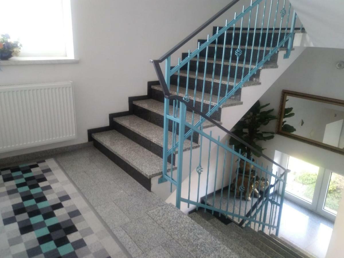 Ferienwohnung Mocik Jastrzębia Góra Exterior foto
