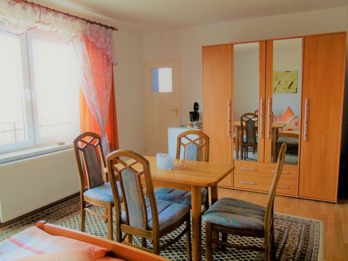 Ferienwohnung Mocik Jastrzębia Góra Exterior foto